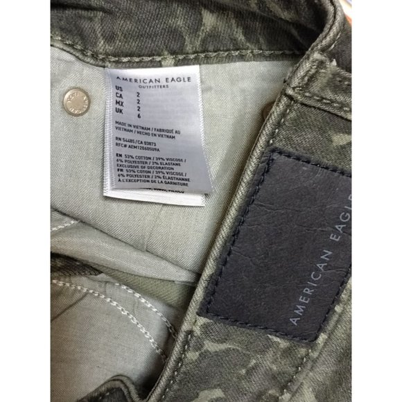 American Eagle Next Level Stretch Green Camo Mini Skirt Size 2‎ - Picture 4 of 4